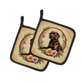 Chocolate Labrador Retriever and Flowers Pair of Pot Holders Kitchen Heat Resistant Pot Holders Sets Oven Hot Pads for Cooking Baking BBQ
